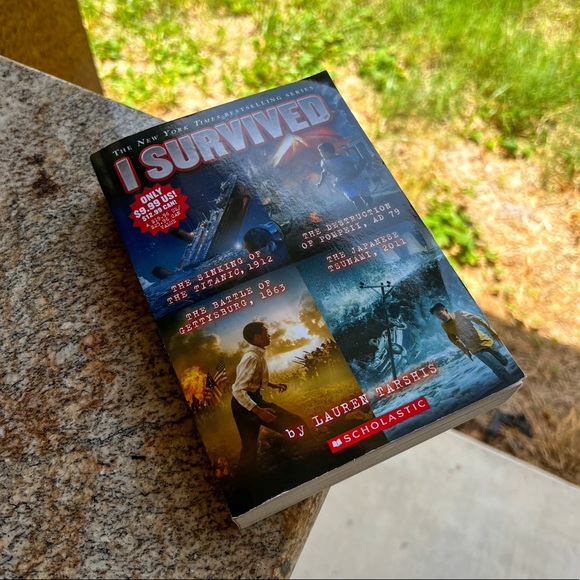 I SURVIVED: 4 STORIES IN 1 BOOK by Lauren Tarshis - Picture 1 of 5